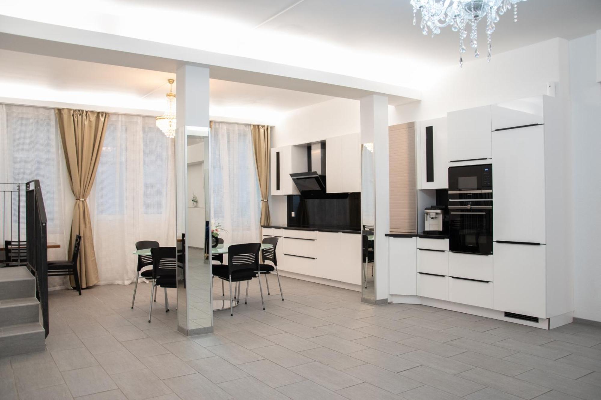 Guest Rooms Diamant Biel/Bienne Екстериор снимка