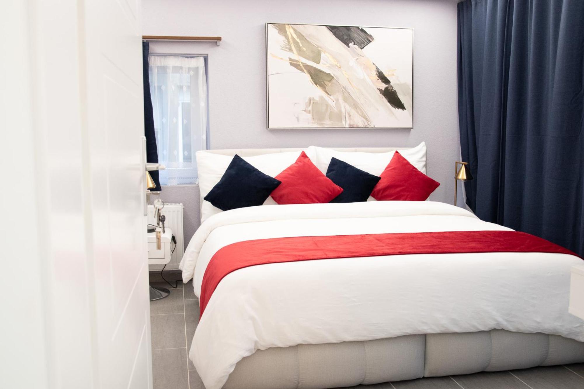 Guest Rooms Diamant Biel/Bienne Екстериор снимка